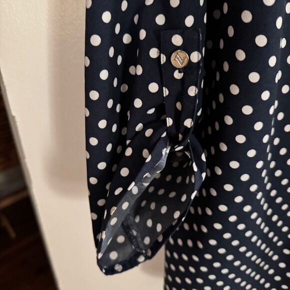 . Adrienne Vittadini button down tunic‎ size L. - Picture 3 of 5